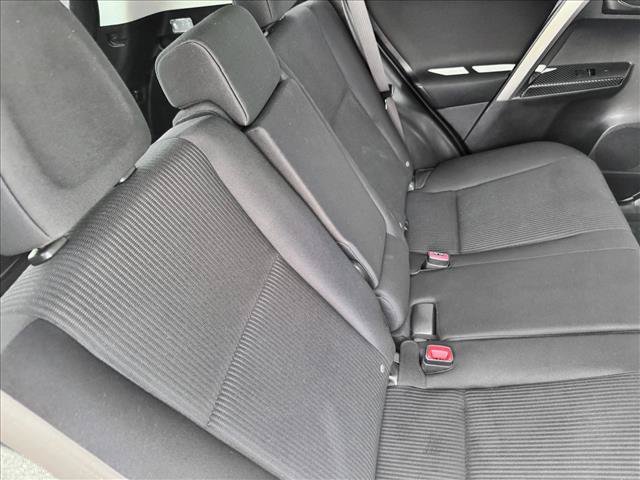 Used 2014 Toyota RAV4 LE FWD image 18