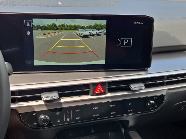 New 2026 Kia Sorento LX FWD image 12