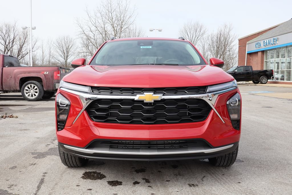 New 2026 Chevrolet Trax LT image 4