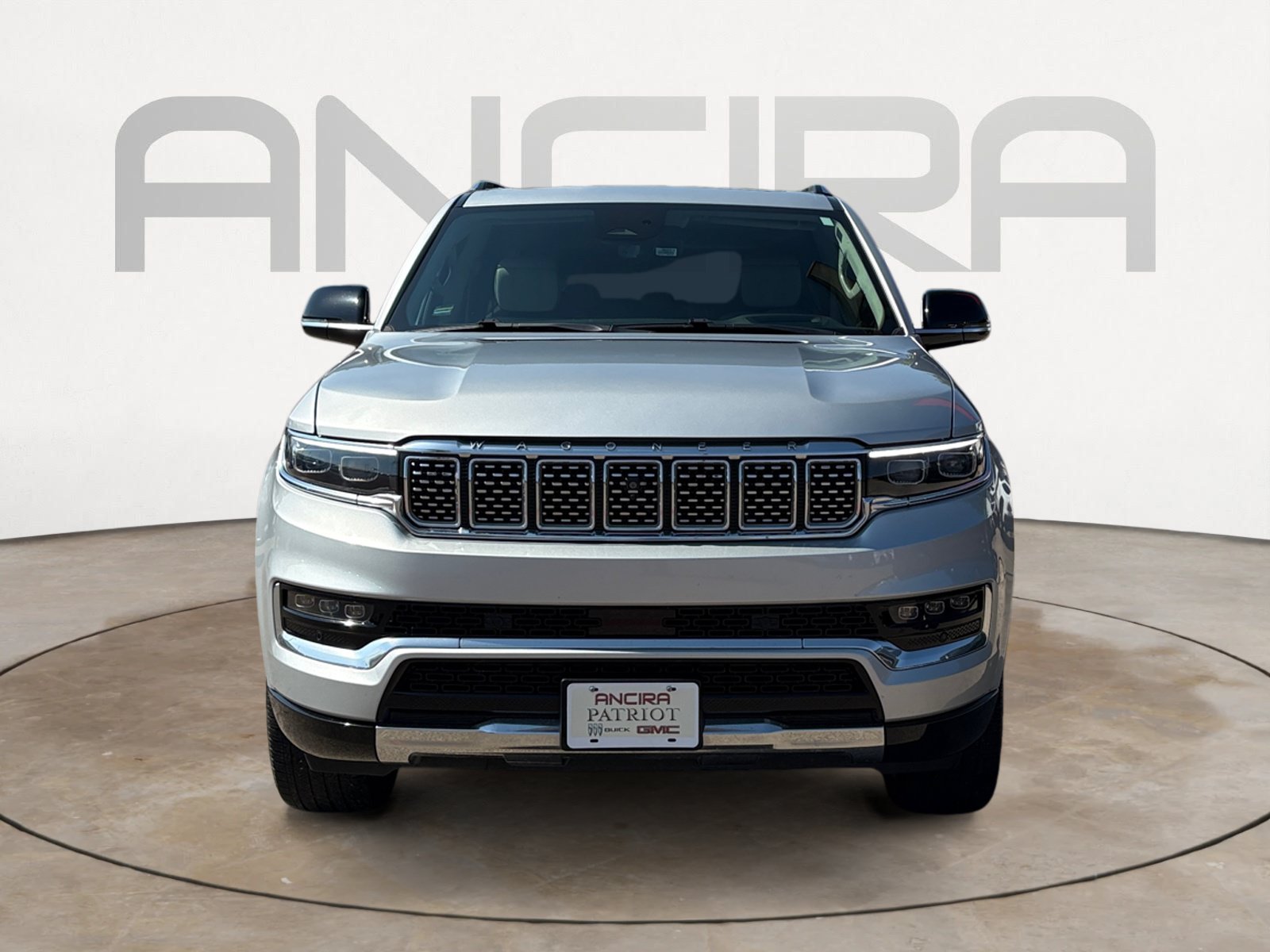 Used 2023 Jeep Grand Wagoneer Series II AWD/4WD image 5