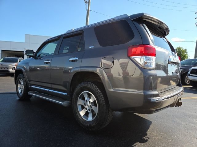 Used 2011 Toyota 4Runner SR5 w/ Premium Pkg w/Leather AWD/4WD image 5