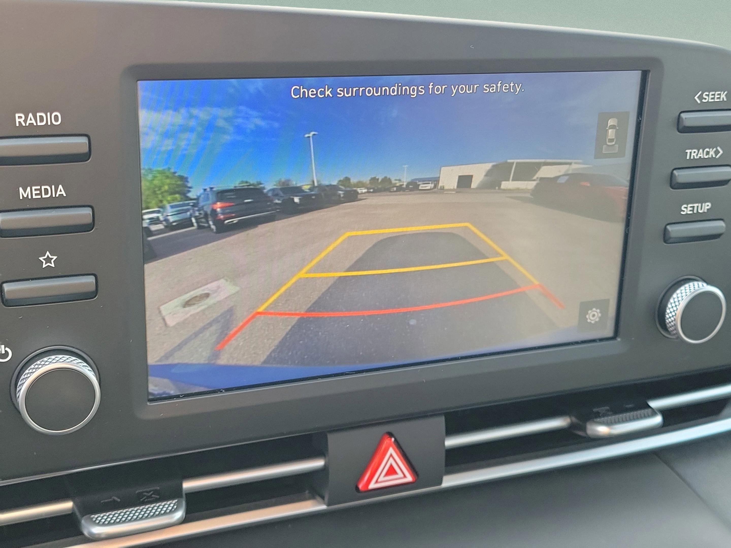 Certified 2023 Hyundai Elantra SE image 26