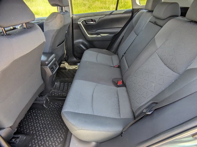 Used 2022 Toyota RAV4 XLE w/ Convenience Package AWD/4WD image 18