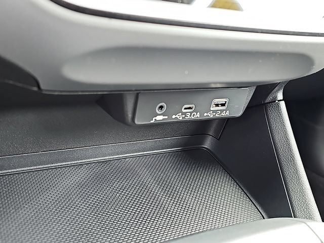 Certified 2026 Subaru Crosstrek 2.5i Premium AWD/4WD image 18