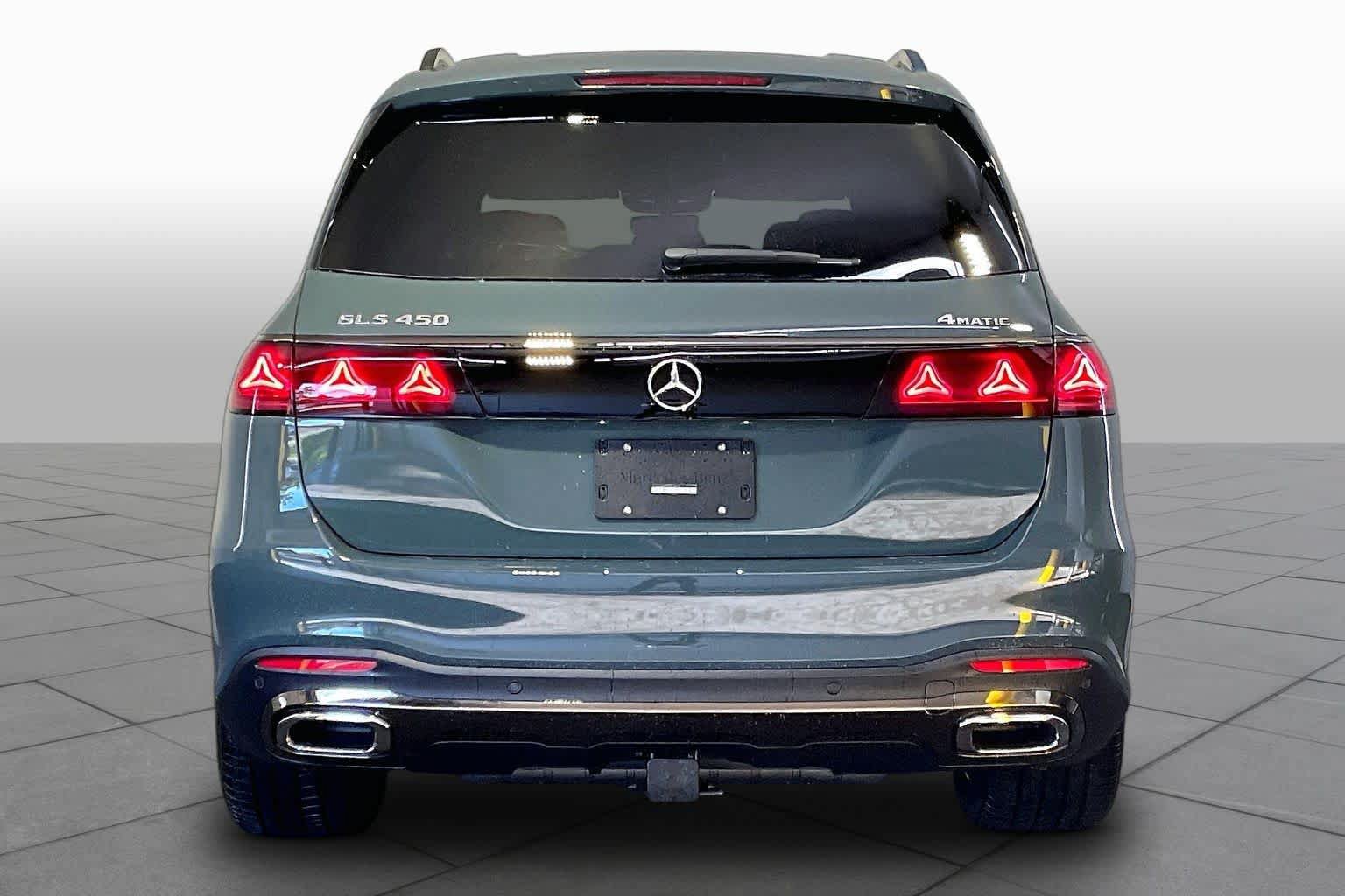 New 2027 Mercedes-Benz GLS 450 4MATIC image 4