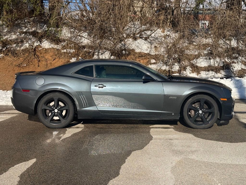 Used 2010 Chevrolet Camaro SS image 4