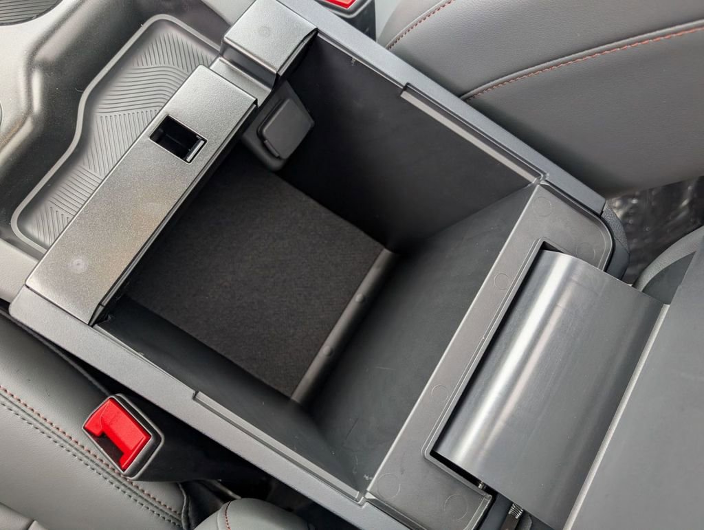 New 2026 Ford Explorer Active w/ Active Comfort Package image 41