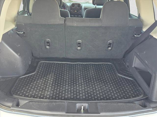 Used 2016 Jeep Patriot Sport w/ Power Value Group FWD image 6