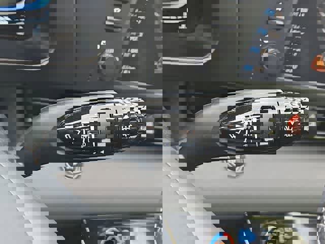 Certified 2025 Hyundai Elantra Sport w/ Cargo Package image 24