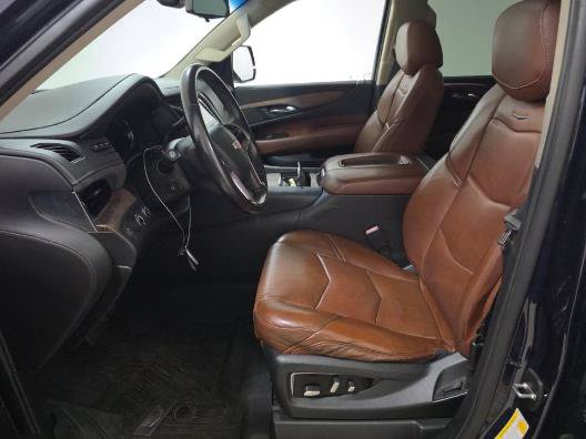 Used 2020 Cadillac Escalade Premium Luxury w/ LPO, Radiant Package AWD/4WD image 3