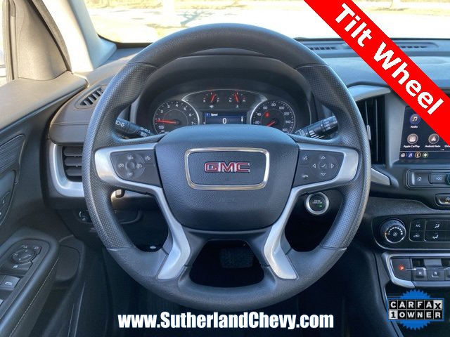 Used 2024 GMC Terrain SLE image 20