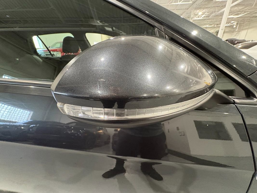 Used 2016 Volkswagen GTI S FWD image 32