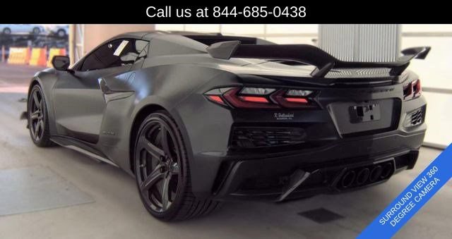 Used 2024 Chevrolet Corvette Z06 w/ Z07 Performance Package RWD image 4