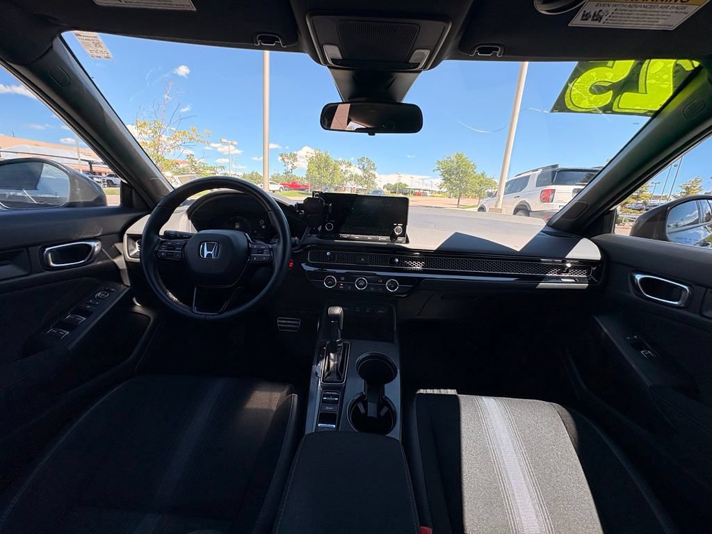 Used 2025 Honda Civic Sport image 27