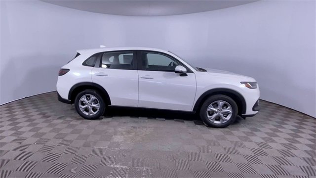 New 2025 Honda HR-V LX image 30