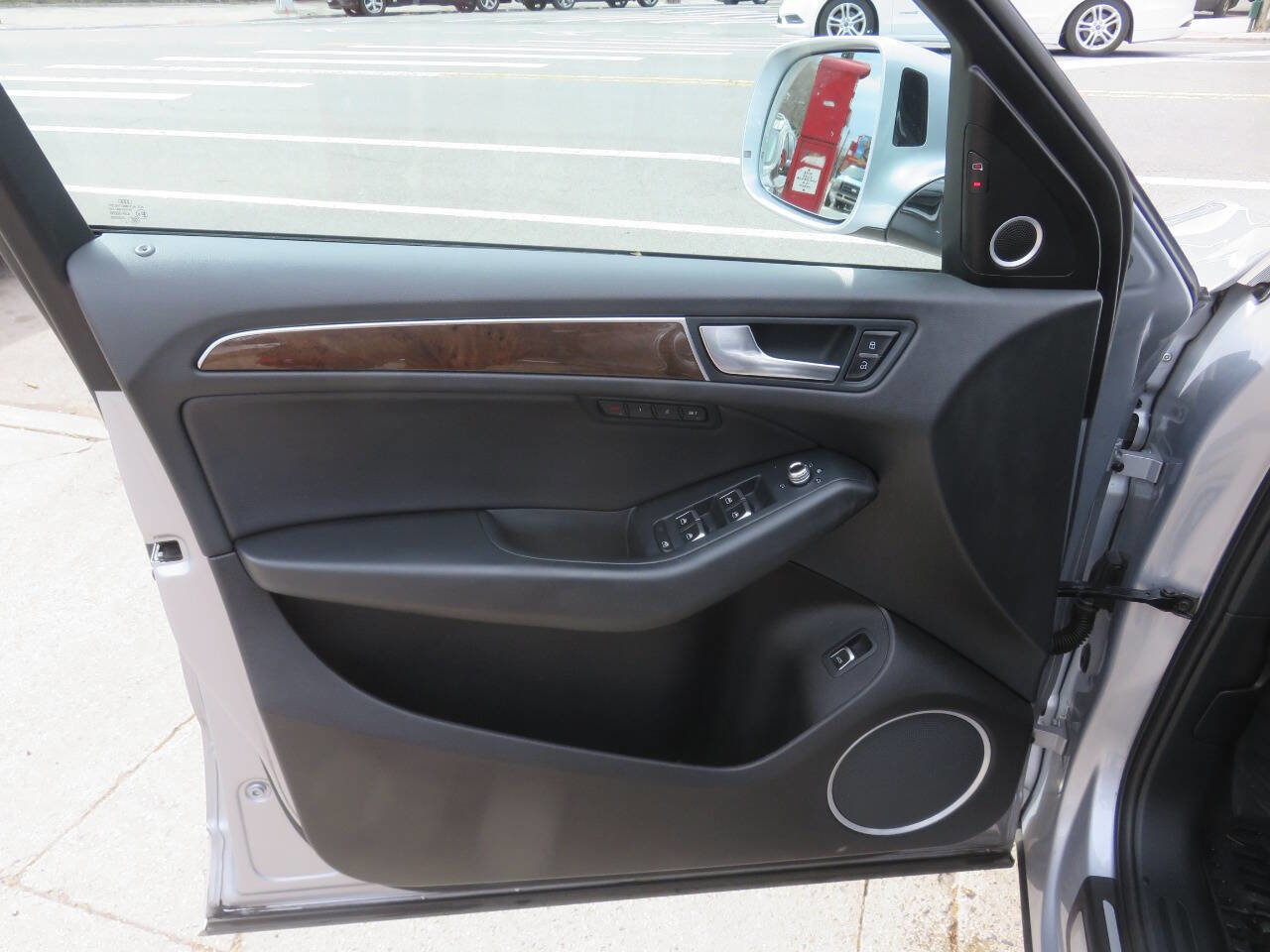 Used 2016 Audi Q5 2.0T Premium Plus w/ Technology Package image 27