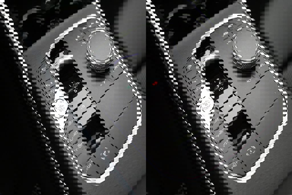 Used 2024 BMW 330i xDrive Sedan w/ Convenience Package image 27