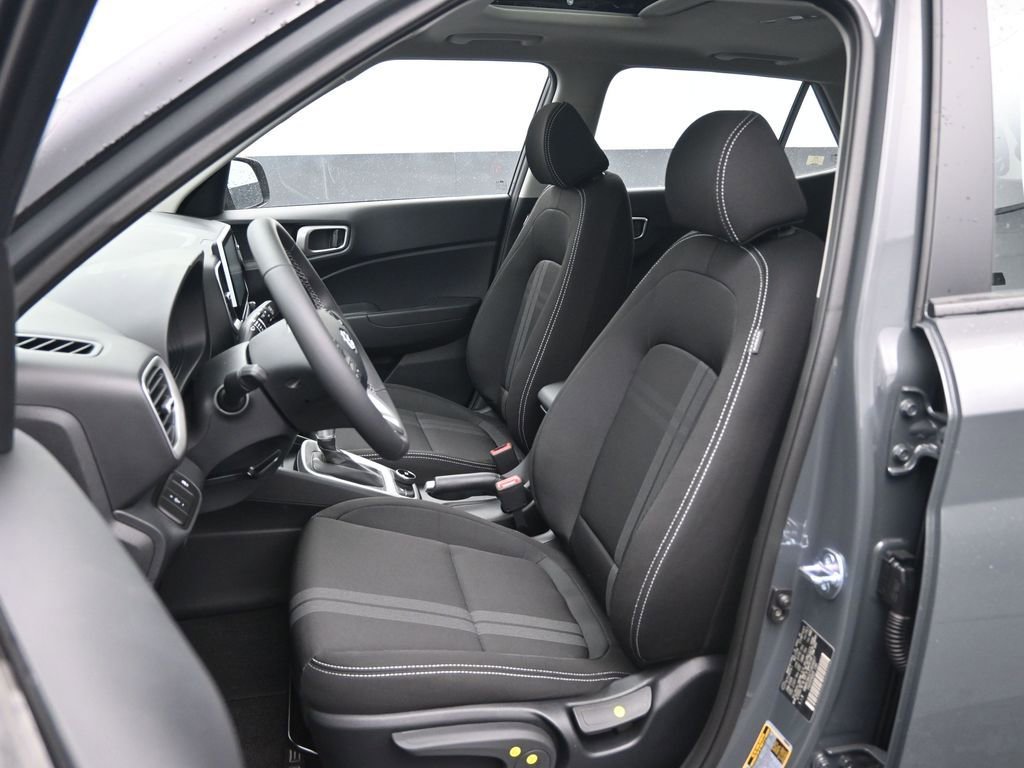 New 2026 Hyundai Venue SEL FWD image 23
