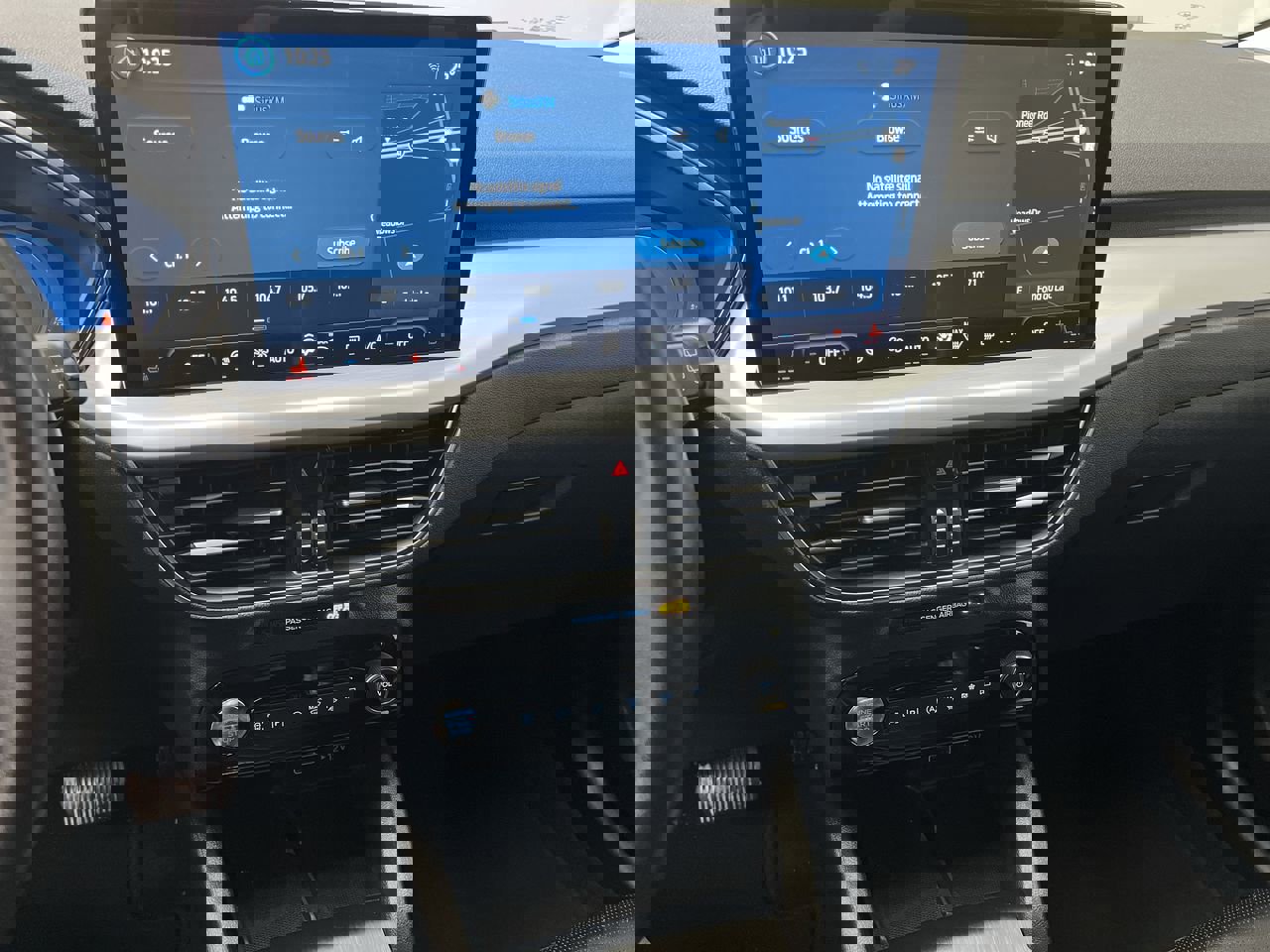 Used 2024 Ford Escape Platinum image 16