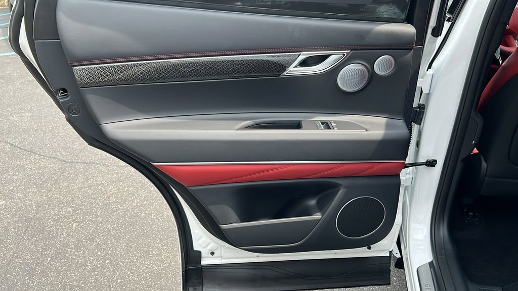 New 2026 Genesis GV80 3.5T e-SC image 36