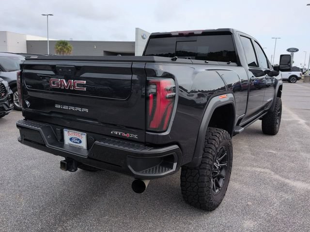 Used 2025 GMC Sierra 2500 AT4X AWD/4WD image 4