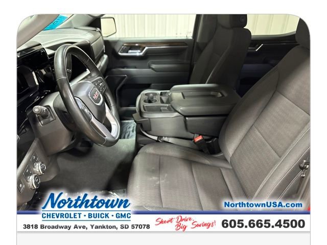 Used 2024 GMC Sierra 1500 Elevation image 9