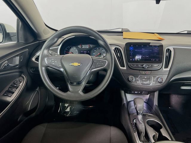 Used 2024 Chevrolet Malibu LS FWD image 21