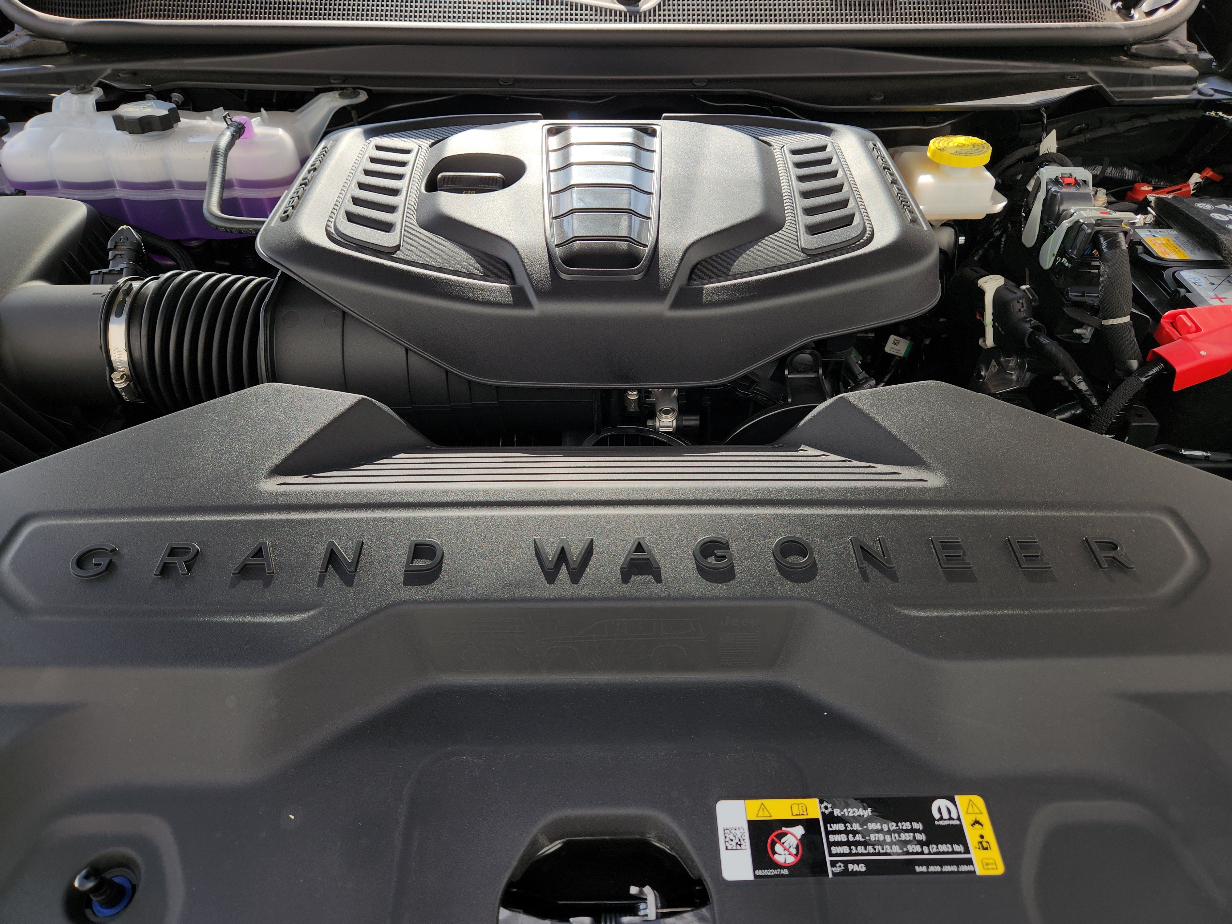 New 2026 Jeep Grand Wagoneer Summit AWD/4WD image 24