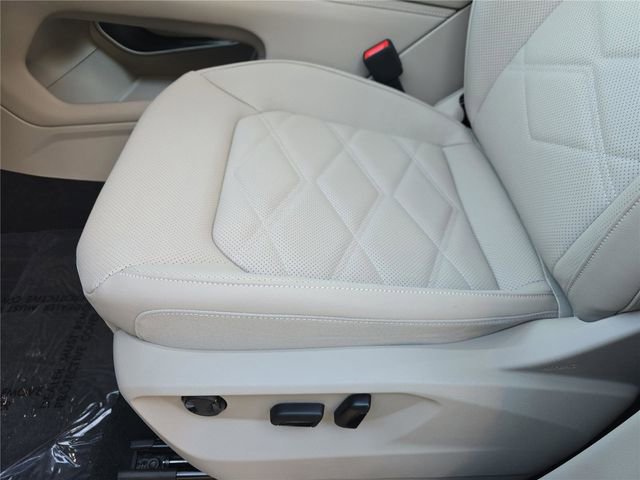 New 2026 Volkswagen Atlas SE image 14