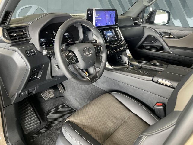 Certified 2025 Lexus LX 700h Overtrail AWD/4WD image 10