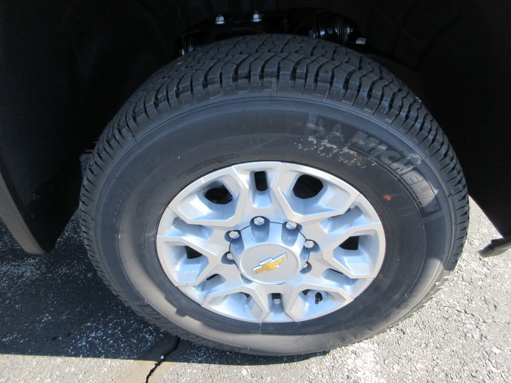 New 2026 Chevrolet Silverado 3500 LTZ w/ LTZ Premium Package image 9