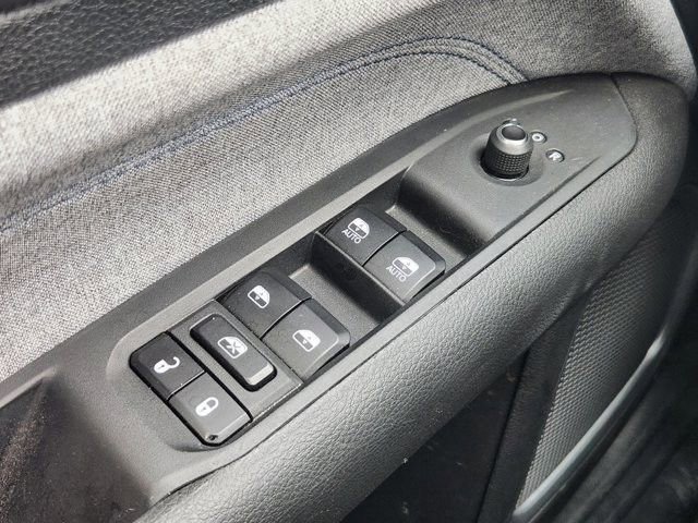 Used 2024 Jeep Compass Latitude image 22