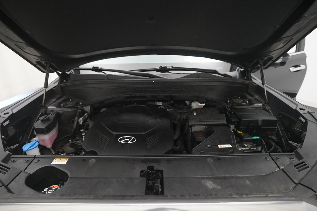 Used 2023 Hyundai Palisade Calligraphy w/ Winter Package image 3