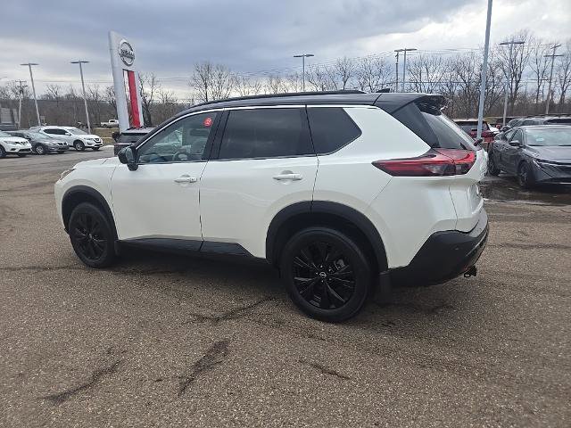 Certified 2023 Nissan Rogue SV w/ SV Premium B Package image 5