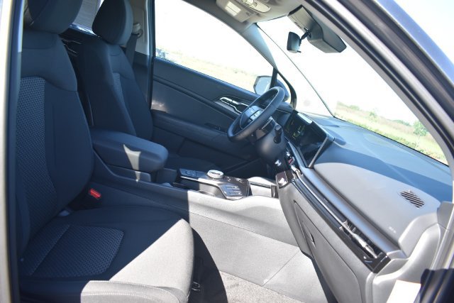 New 2027 Kia Sportage S AWD/4WD image 13