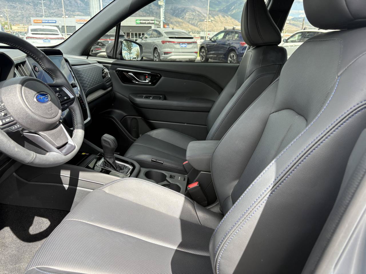Used 2025 Subaru Forester Limited AWD/4WD image 11