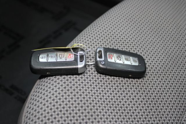Used 2013 Hyundai Sonata SE FWD image 11