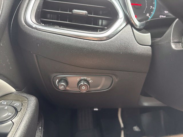 Used 2023 Chevrolet Equinox LS AWD/4WD image 23