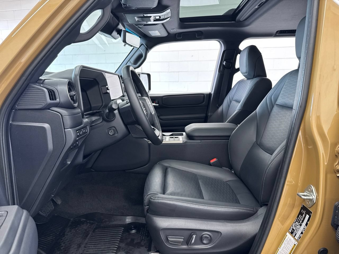 Certified 2025 Toyota Land Cruiser w/ Premium Package AWD/4WD image 16
