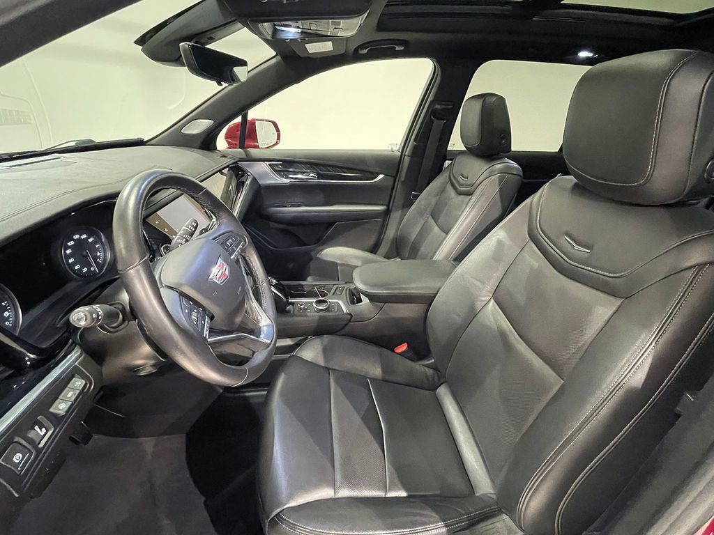 Used 2020 Cadillac XT6 Premium Luxury AWD/4WD image 3
