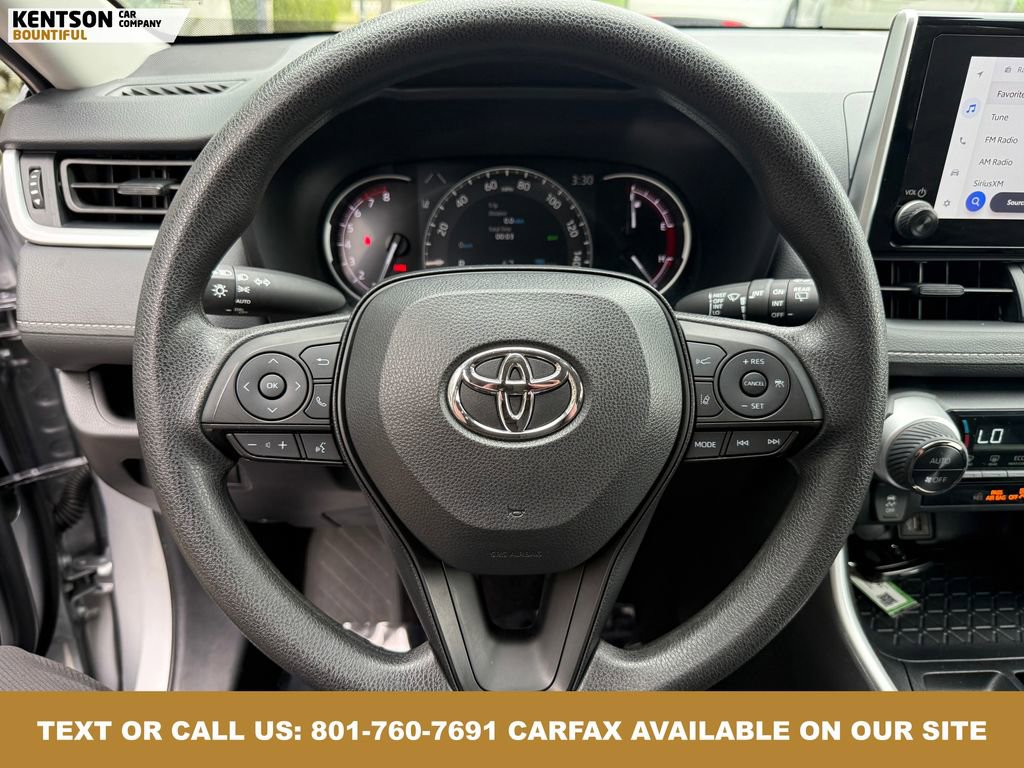 Used 2025 Toyota RAV4 XLE image 17
