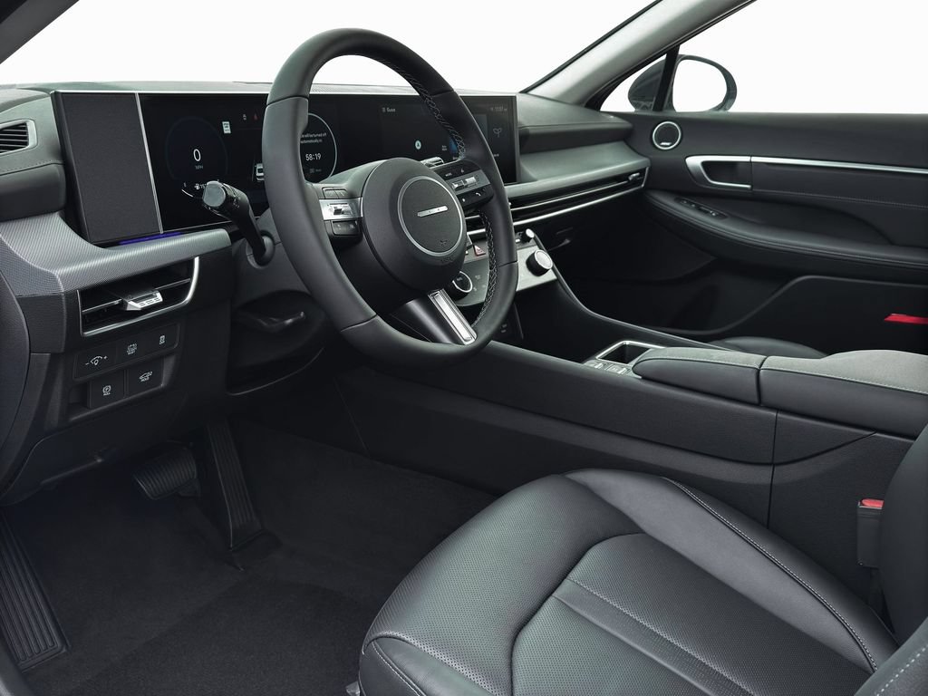 New 2026 Hyundai Sonata Limited FWD image 15