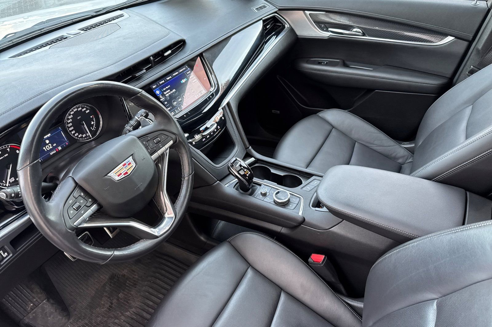 Certified 2023 Cadillac XT6 Sport image 10