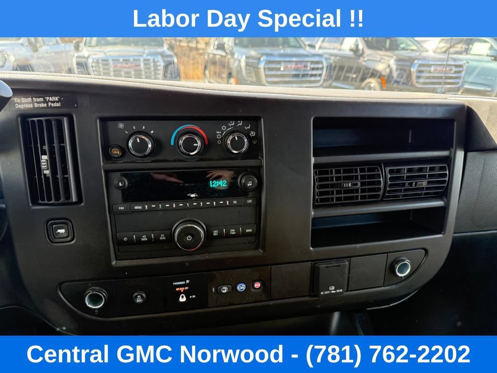 Used 2025 GMC Savana 2500 w/ Driver Convenience Package RWD image 17