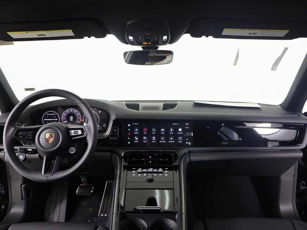 New 2025 Porsche Panamera 4 image 18