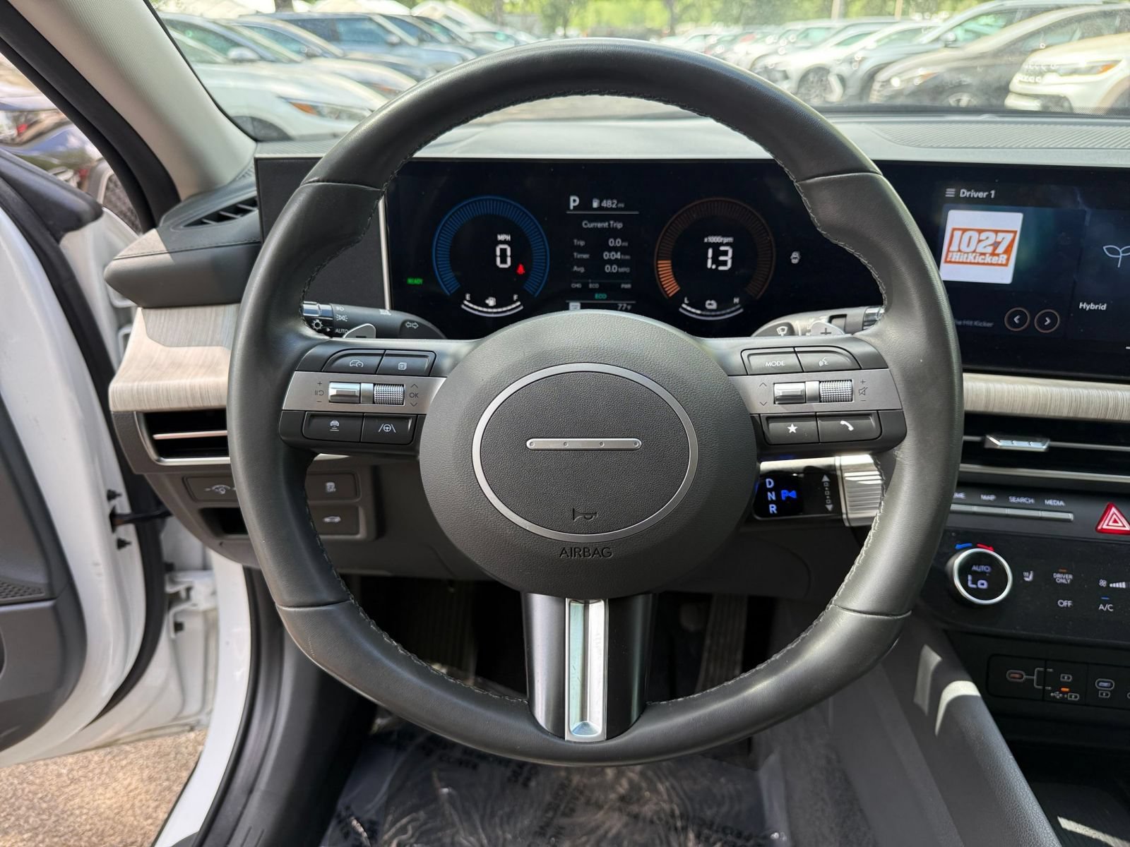 Used 2025 Hyundai Sonata SEL FWD image 24