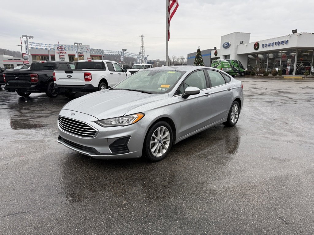 Used 2020 Ford Fusion SE image 5
