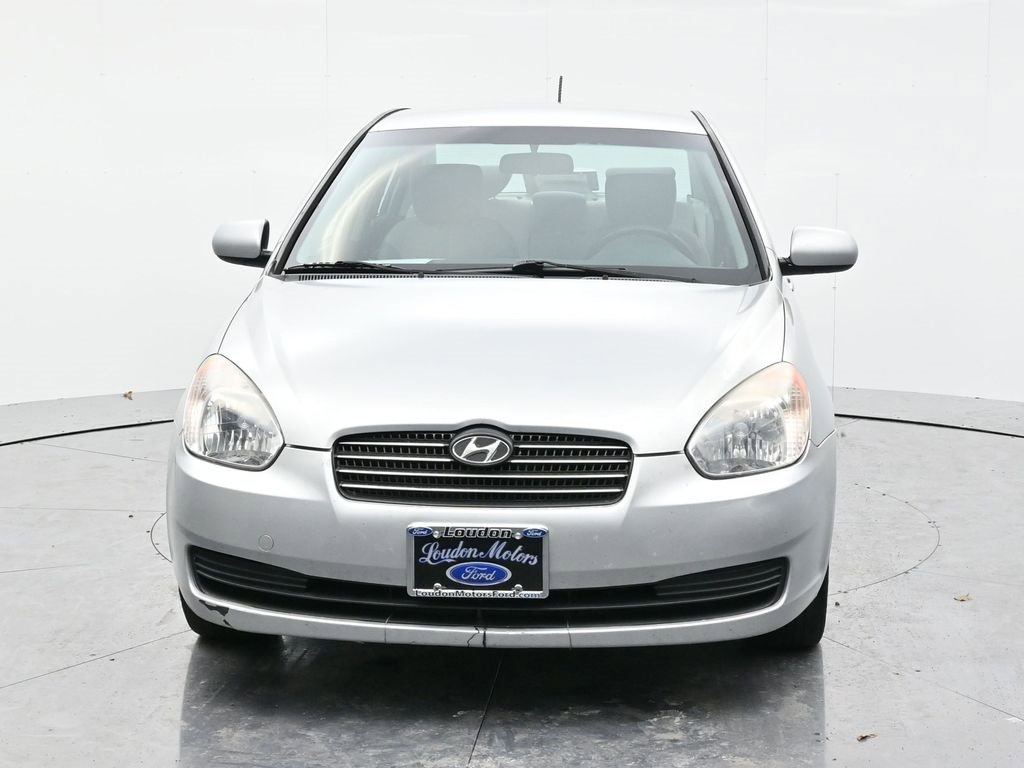 Used 2010 Hyundai Accent GLS w/ Premium Pkg 4 image 2