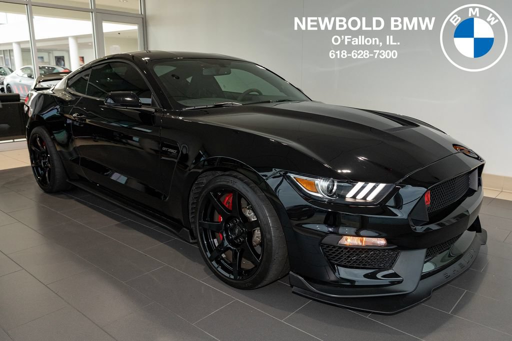 Used 2019 Ford Mustang Shelby GT350R w/ GT350R Equipment Group 920A RWD image 1