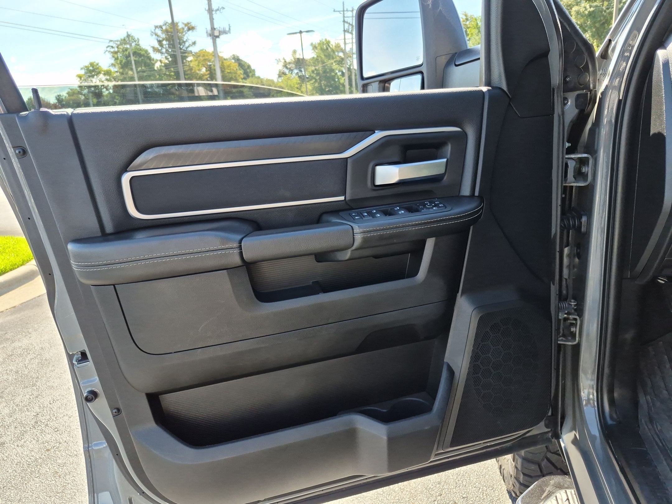 Used 2026 RAM 2500 Big Horn AWD/4WD image 10